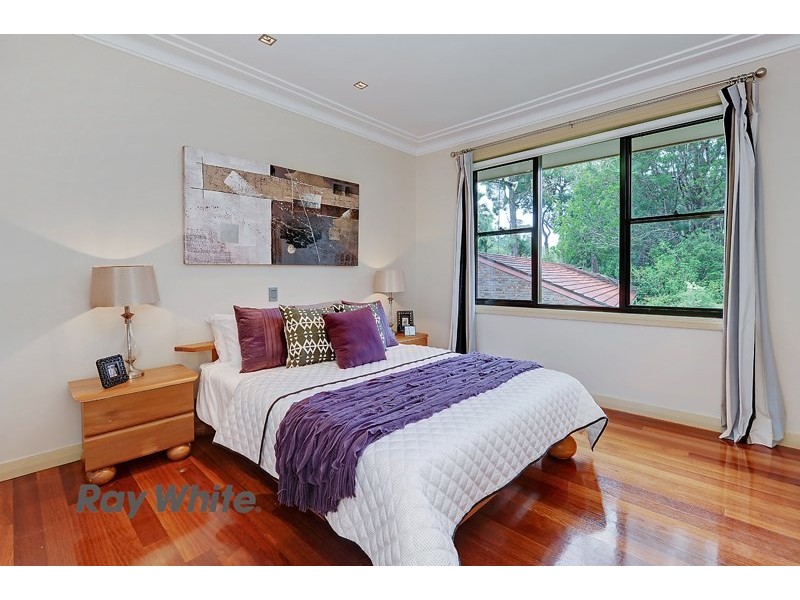 18 Paragon Drive, North Rocks NSW 2151