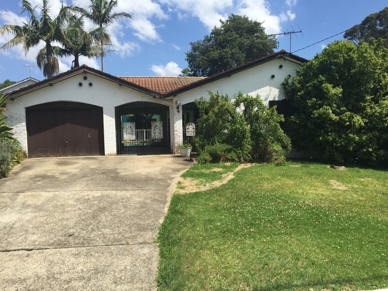 4 Poinsettia Avenue, North Rocks NSW 2151