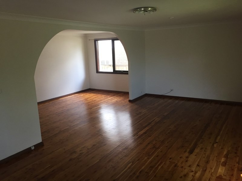 4 Poinsettia Avenue, North Rocks NSW 2151