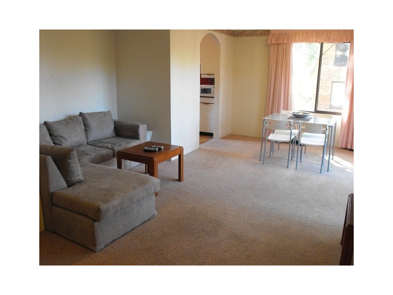 18/203 Waterloo Road, Marsfield NSW 2122