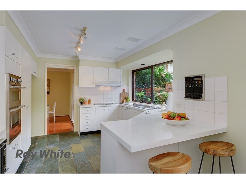 33 Sandringham Drive, Carlingford NSW 2118