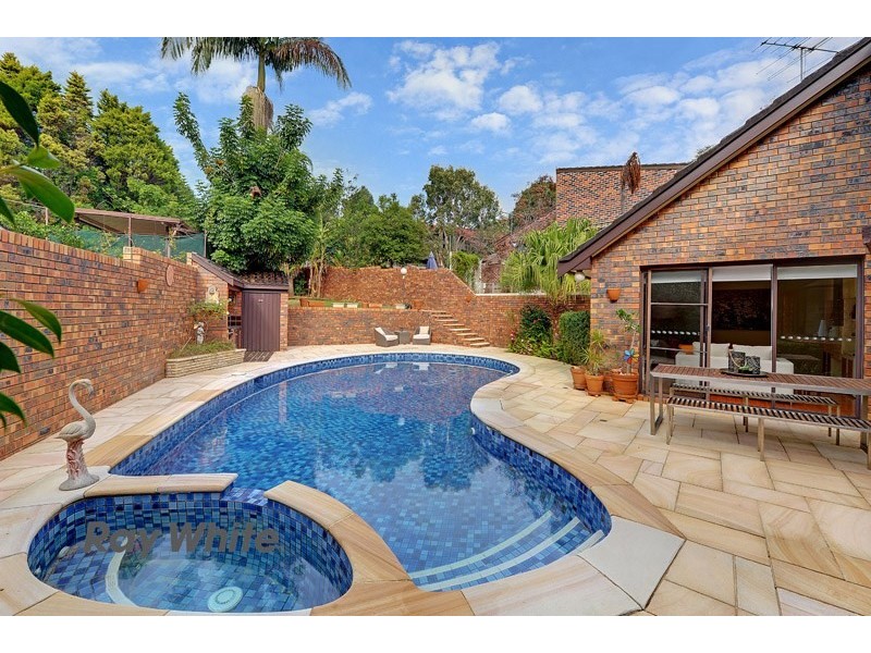 33 Sandringham Drive, Carlingford NSW 2118