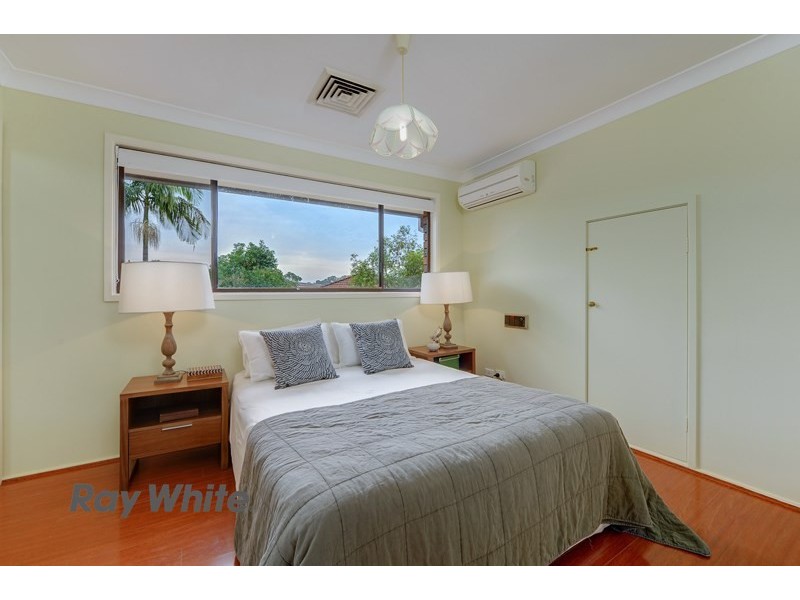 33 Sandringham Drive, Carlingford NSW 2118