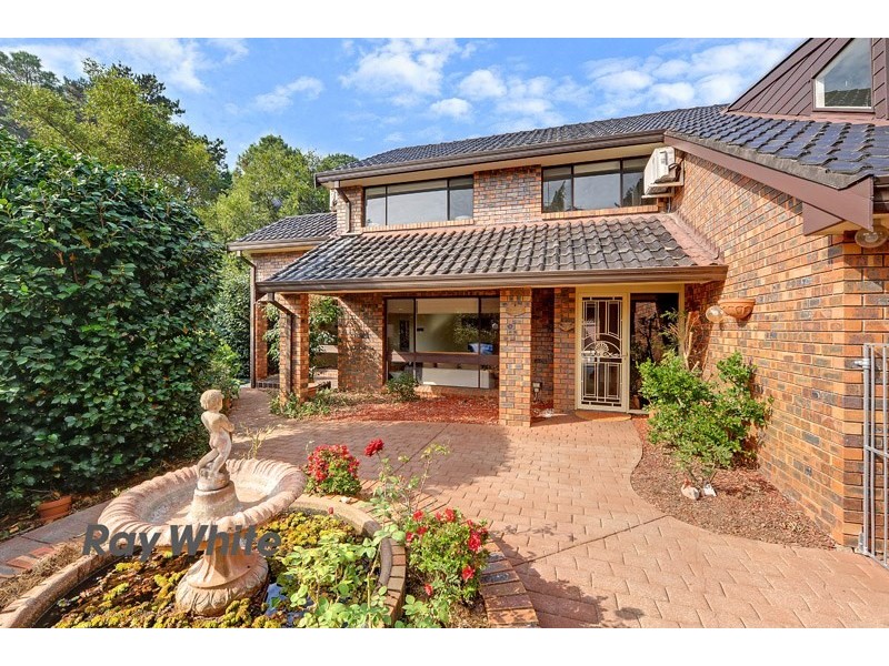 33 Sandringham Drive, Carlingford NSW 2118