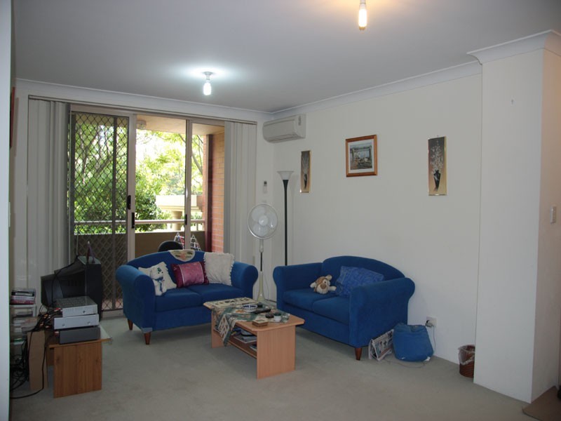 1/13 Lancaster Drive, Marsfield NSW 2122