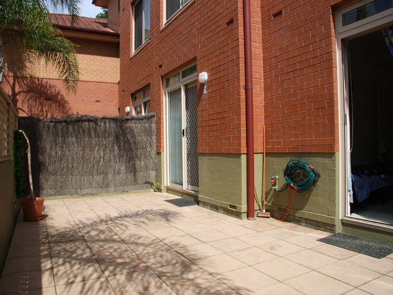 1/13 Lancaster Drive, Marsfield NSW 2122