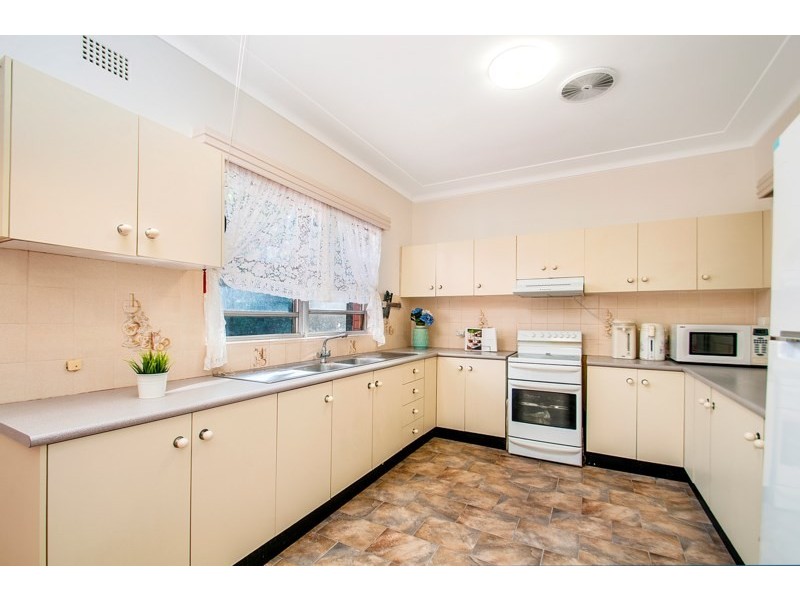 51 Mobbs Lane, Carlingford NSW 2118