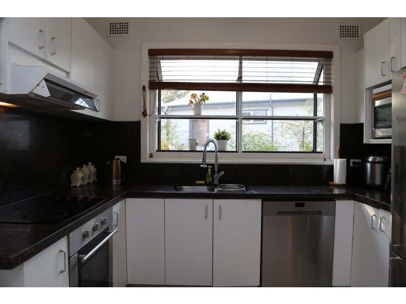 8 Julie Street, Marsfield NSW 2122