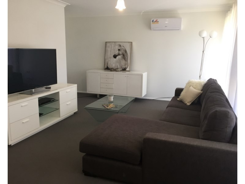 71 Chanel Street, Toongabbie NSW 2146