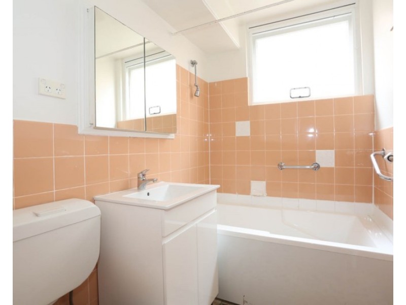 4/588 Blaxland Road, Eastwood NSW 2122