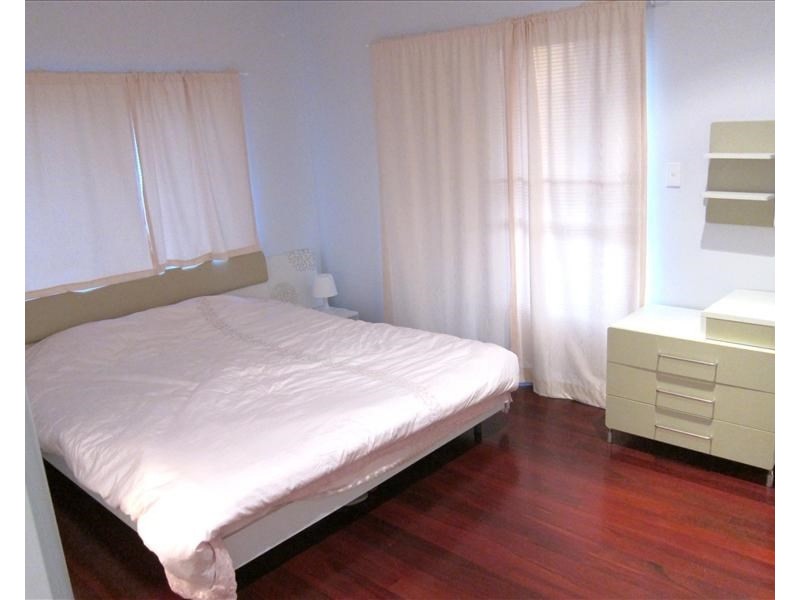 2/637 Blaxland Road, Eastwood NSW 2122