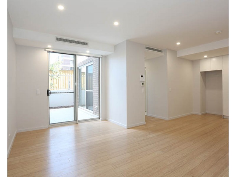 2/32 Essex Street, Epping NSW 2121