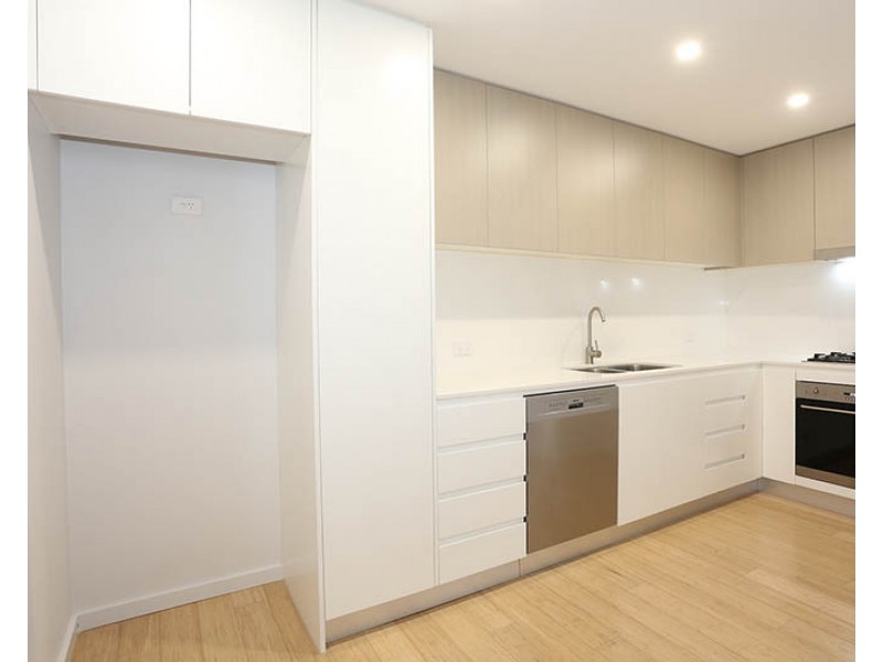 2/32 Essex Street, Epping NSW 2121