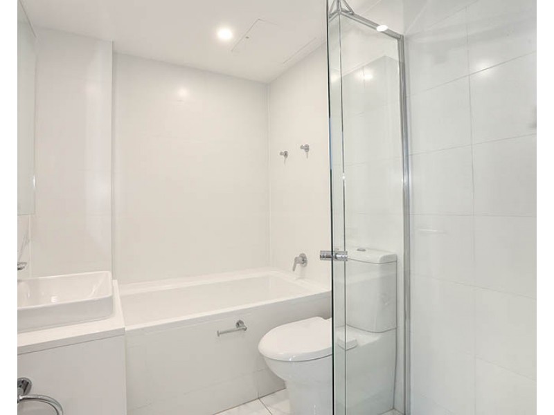 2/32 Essex Street, Epping NSW 2121