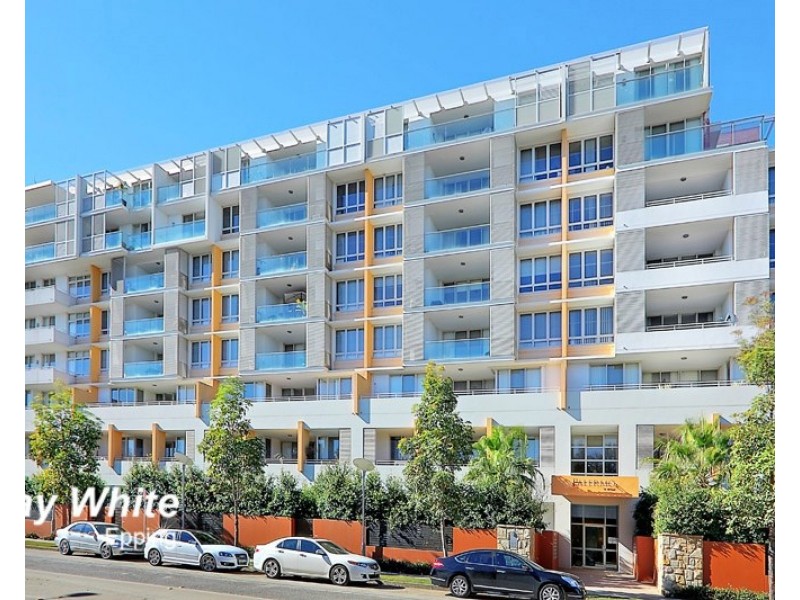 688/33 Hill Road, Wentworth Point NSW 2127