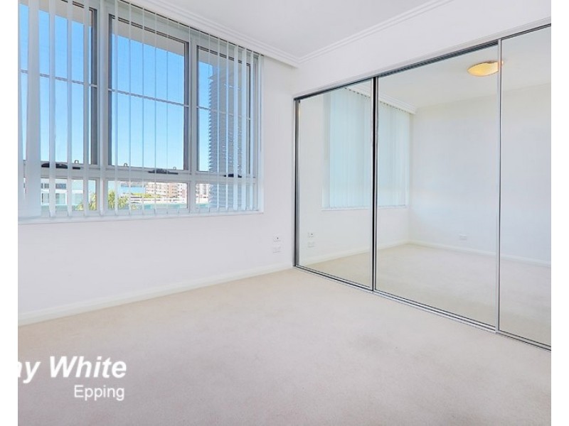688/33 Hill Road, Wentworth Point NSW 2127