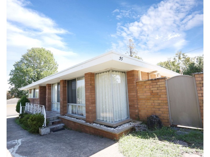 35 Snowdon Avenue, Carlingford NSW 2118