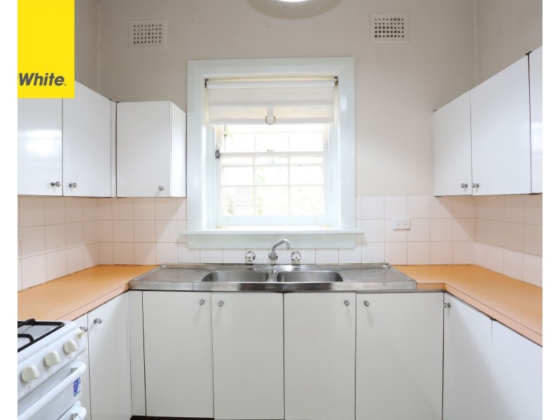 23 Tarrants Avenue, Eastwood NSW 2122