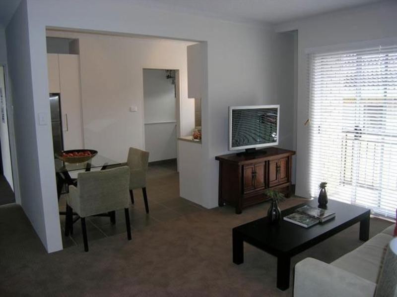 92 Station Street, Meadowbank NSW 2114