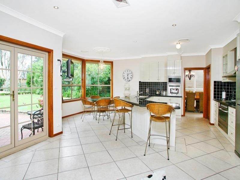 22 Valley View Crescent, North Epping NSW 2121