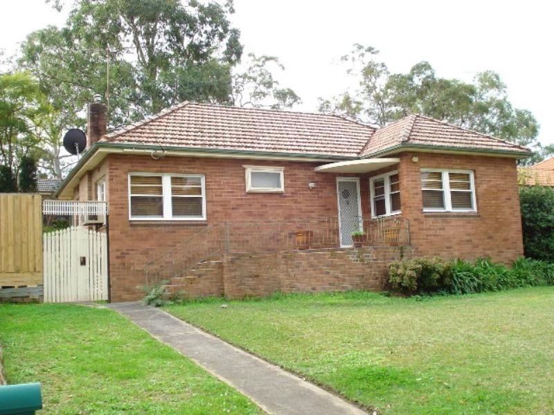 5 Stewart Close, Cheltenham NSW 2119