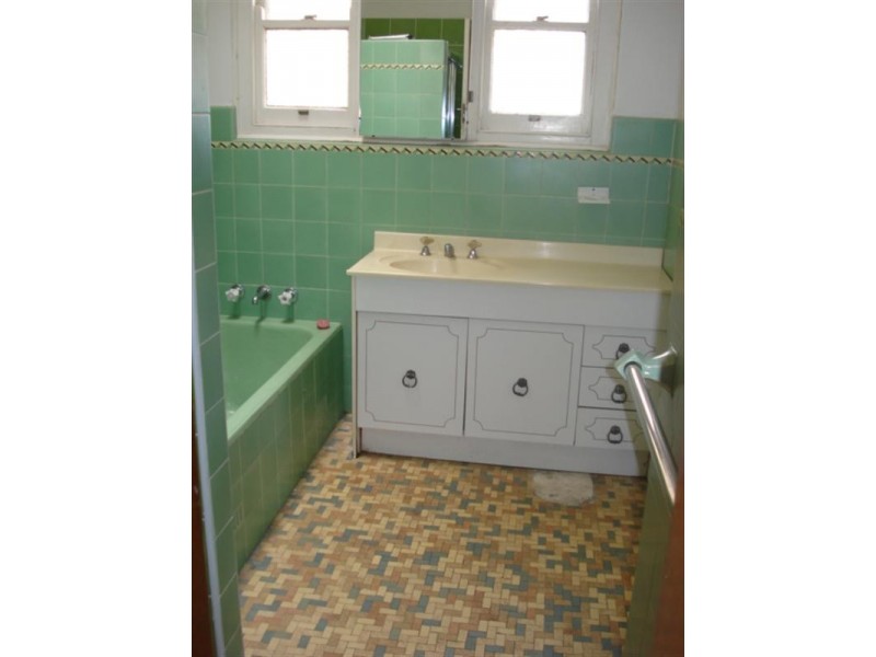 6 Reeves Avenue, Epping NSW 2121