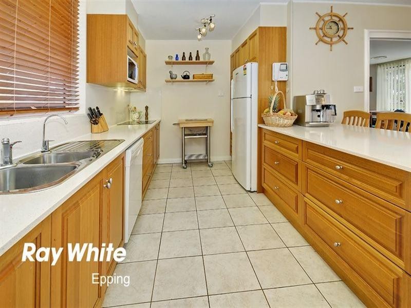 6 Gordon Avenue, Castle Hill NSW 2154