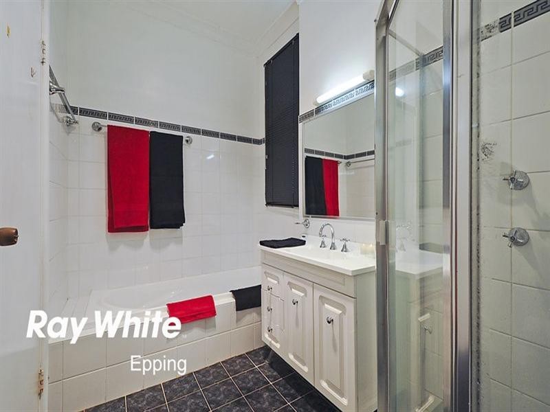 17 Adamson Avenue, Dundas Valley NSW 2117