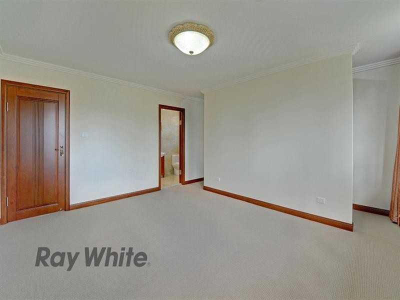 5 Duntroon Avenue, Epping NSW 2121