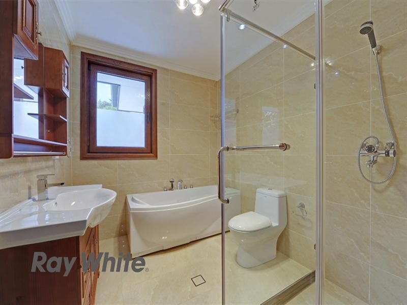 5 Duntroon Avenue, Epping NSW 2121