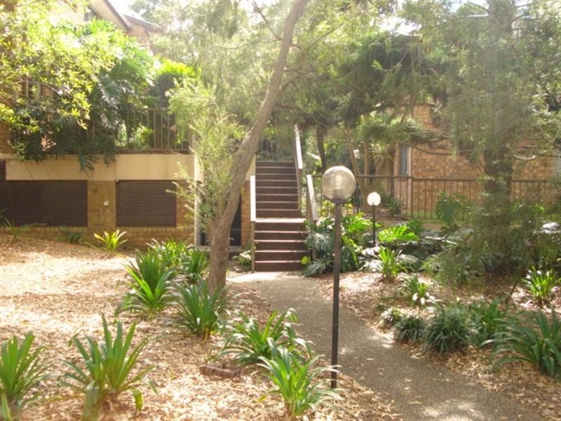 2/23 Taranto Road, Marsfield NSW 2122