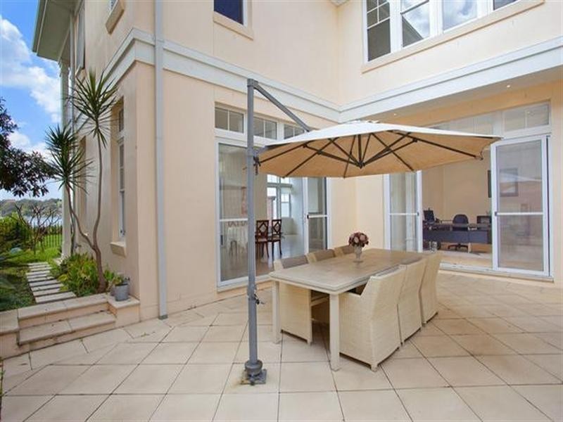 87 Peninsula Drive, Breakfast Point NSW 2137