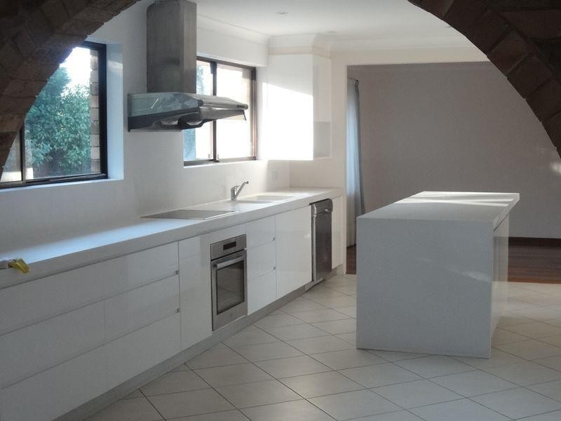 6 WALKER Place, North Epping NSW 2121