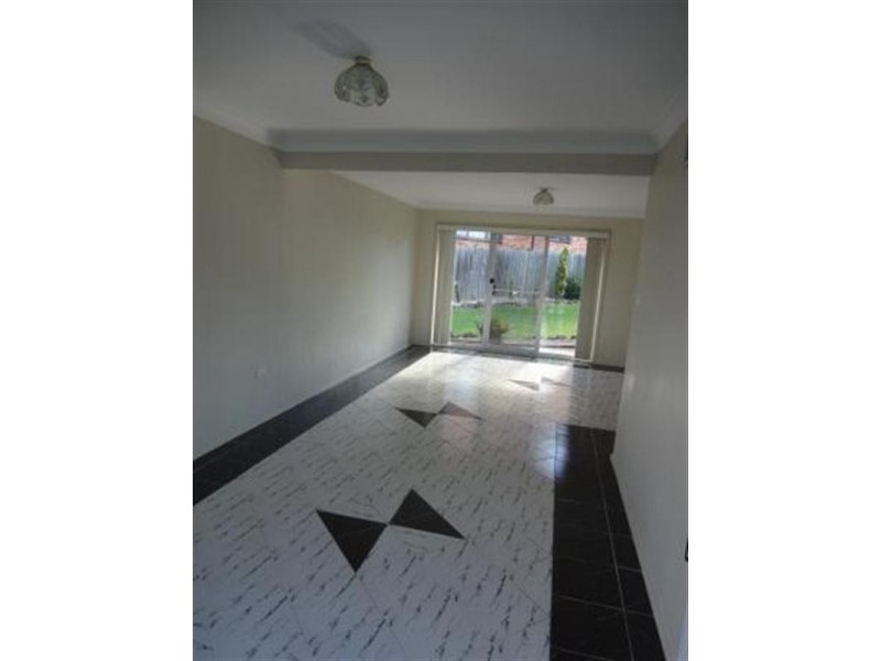 2 Newport Place, Oatlands NSW 2117