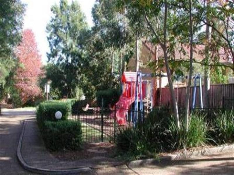 13/12 Adelphi Road, Marsfield NSW 2122