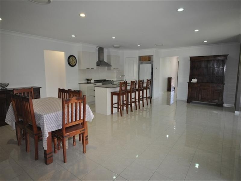 10 King Parrot Close, Narangba QLD 4504