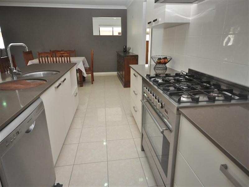 10 King Parrot Close, Narangba QLD 4504