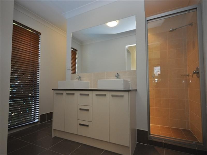 10 King Parrot Close, Narangba QLD 4504