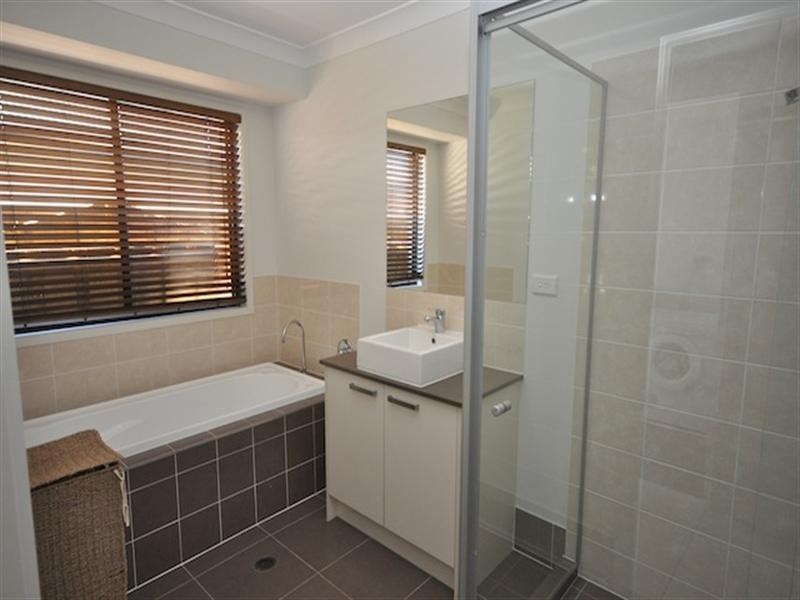 10 King Parrot Close, Narangba QLD 4504