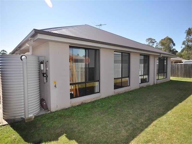 10 King Parrot Close, Narangba QLD 4504