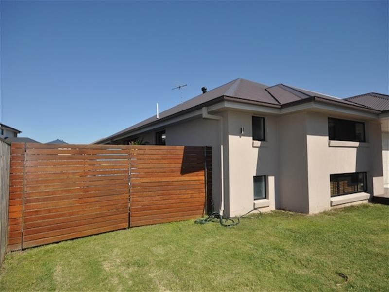 10 King Parrot Close, Narangba QLD 4504