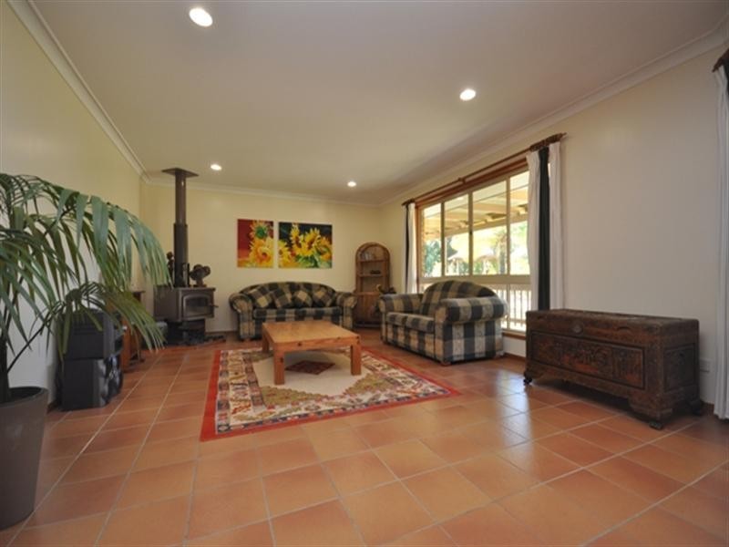 8 Burralong Court, Burpengary QLD 4505
