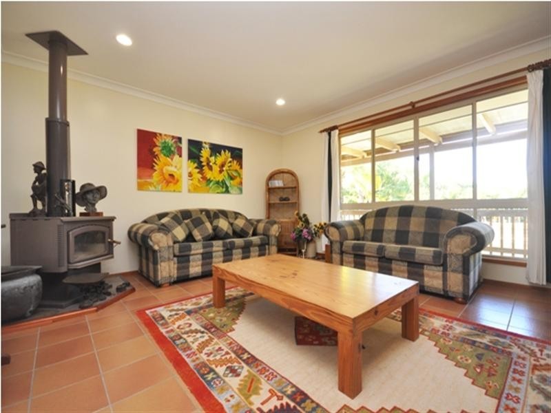 8 Burralong Court, Burpengary QLD 4505