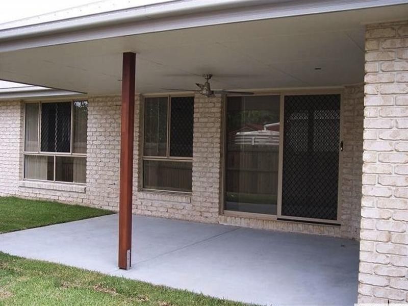 9 Desmond Street, Narangba QLD 4504