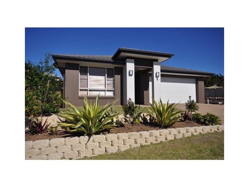 5 Smudgee Cls, Narangba QLD 4504