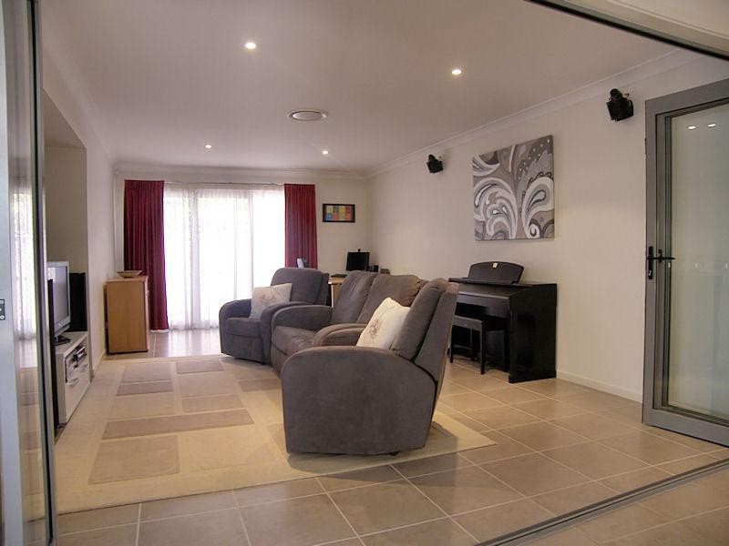 3 dianella Close, Narangba QLD 4504