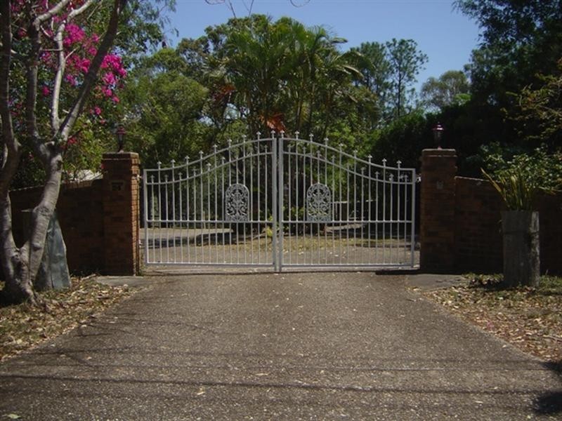 24 Browns Creek Road, Narangba QLD 4504