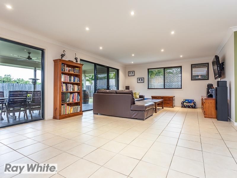 25 Moorhen Court, Narangba QLD 4504
