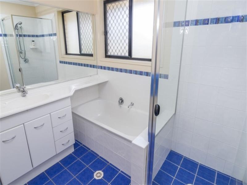 100 Macdonald Drive, Narangba QLD 4504