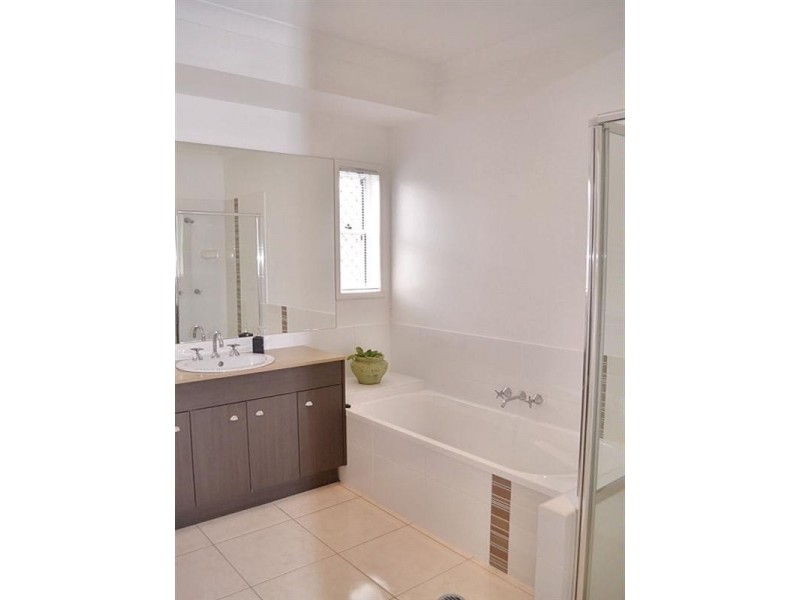 29 Maidenhair Drive, Narangba QLD 4504